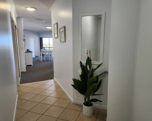caloundra-2-bedroom-holiday-apartment(2)