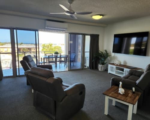 caloundra-2-bedroom-holiday-apartment(4)