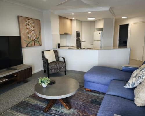 caloundra-2-bedroom-holiday-apartment(5)