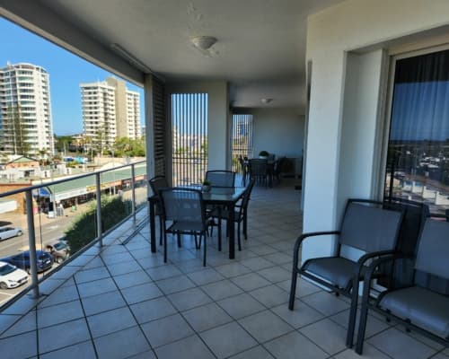 caloundra-2-bedroom-holiday-apartment(9)